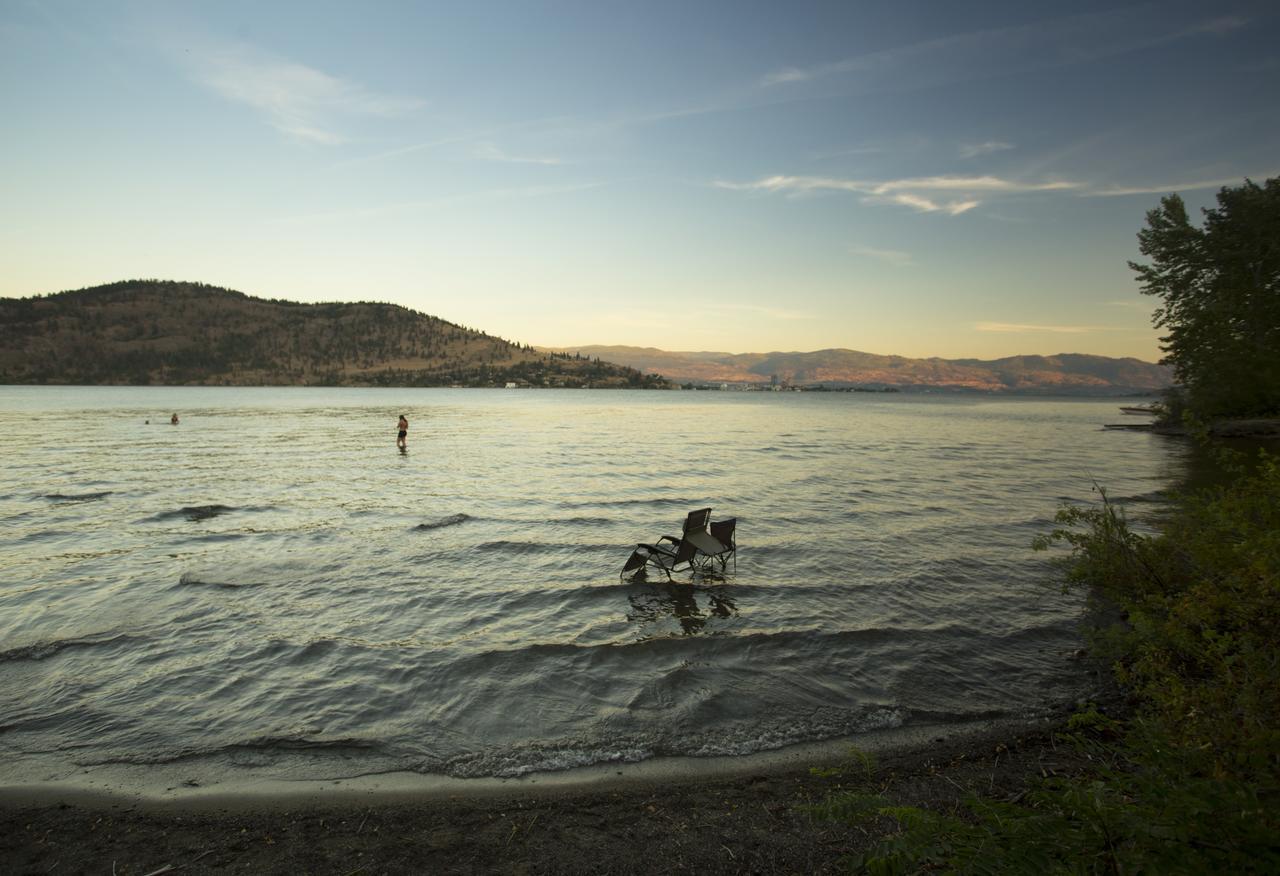 Best Western Plus Kelowna Hotel & Suites Buitenkant foto