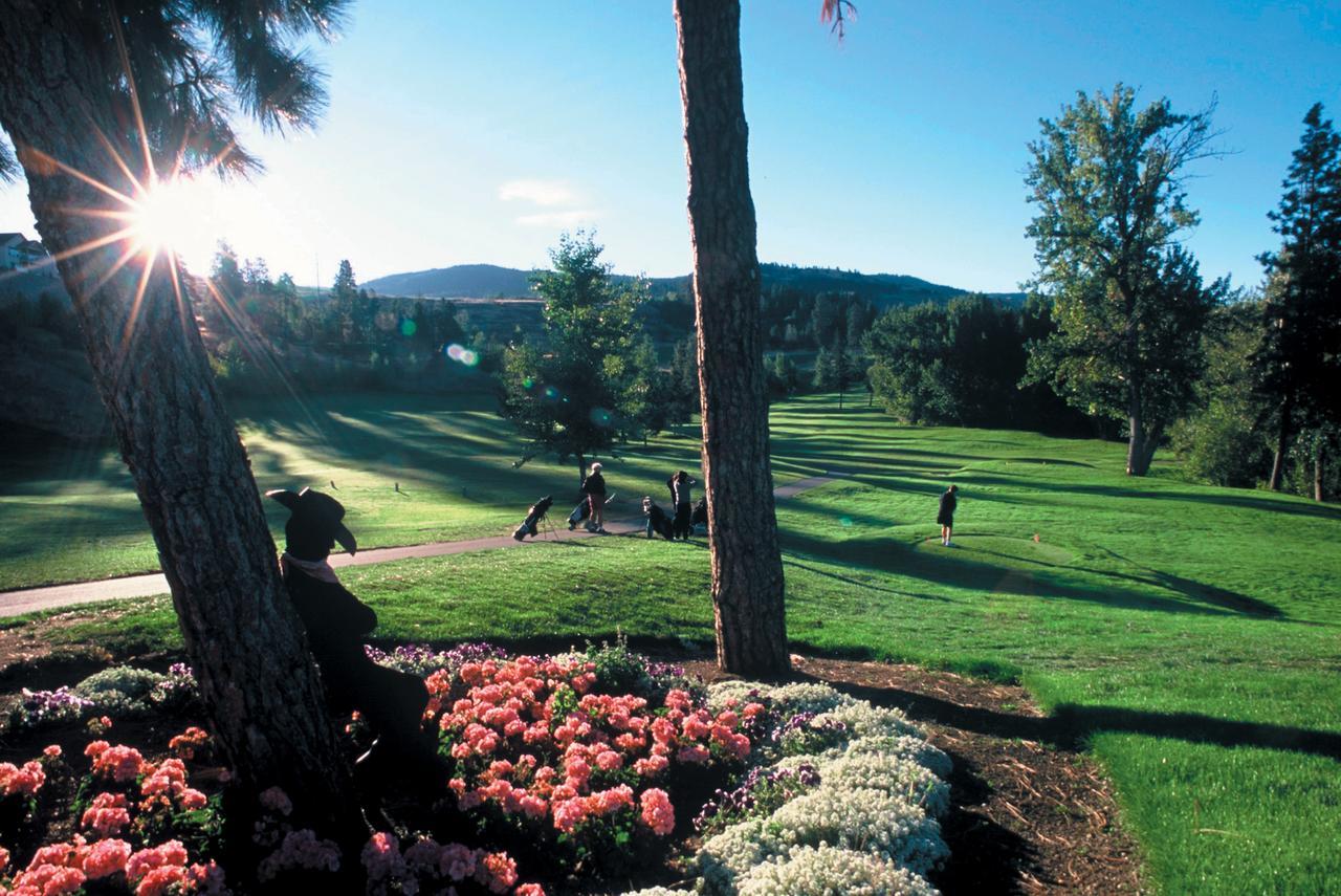 Best Western Plus Kelowna Hotel & Suites Buitenkant foto